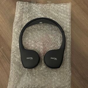 GM Digital IR Compatible Audio Wireless Headphones